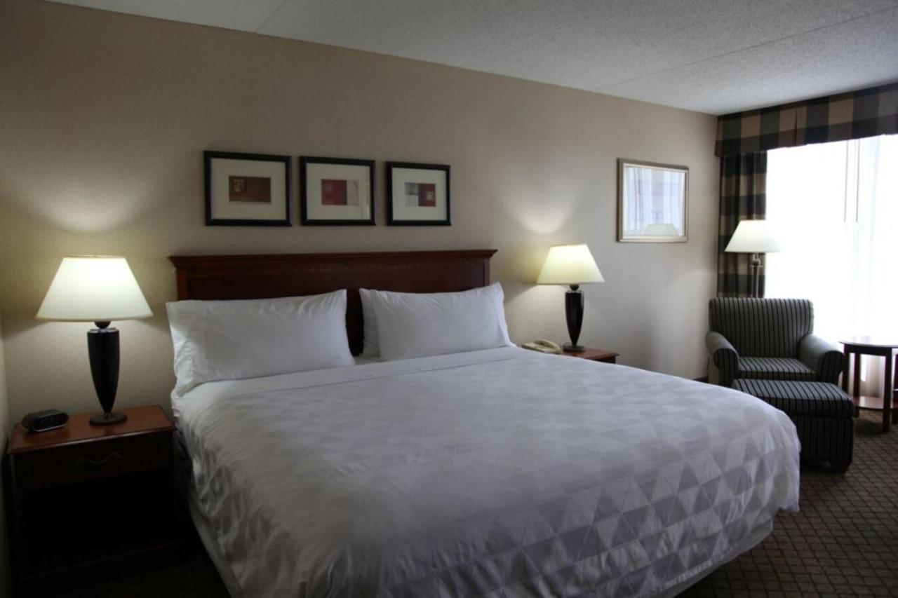 Holiday Inn Dayton/Fairborn I-675 By Ihg Екстер'єр фото