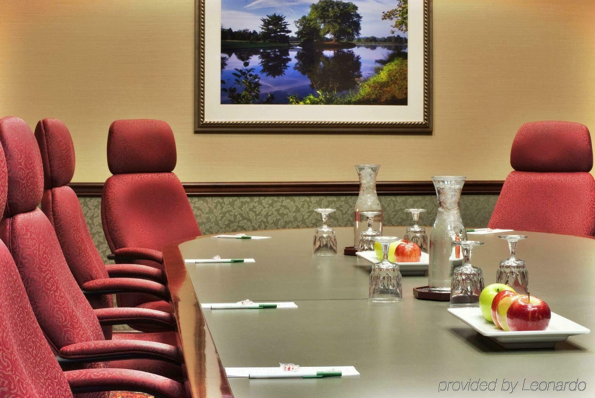 Holiday Inn Dayton/Fairborn I-675 By Ihg Екстер'єр фото