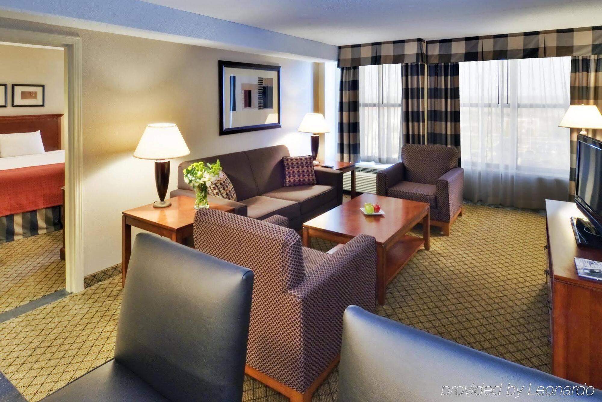 Holiday Inn Dayton/Fairborn I-675 By Ihg Екстер'єр фото